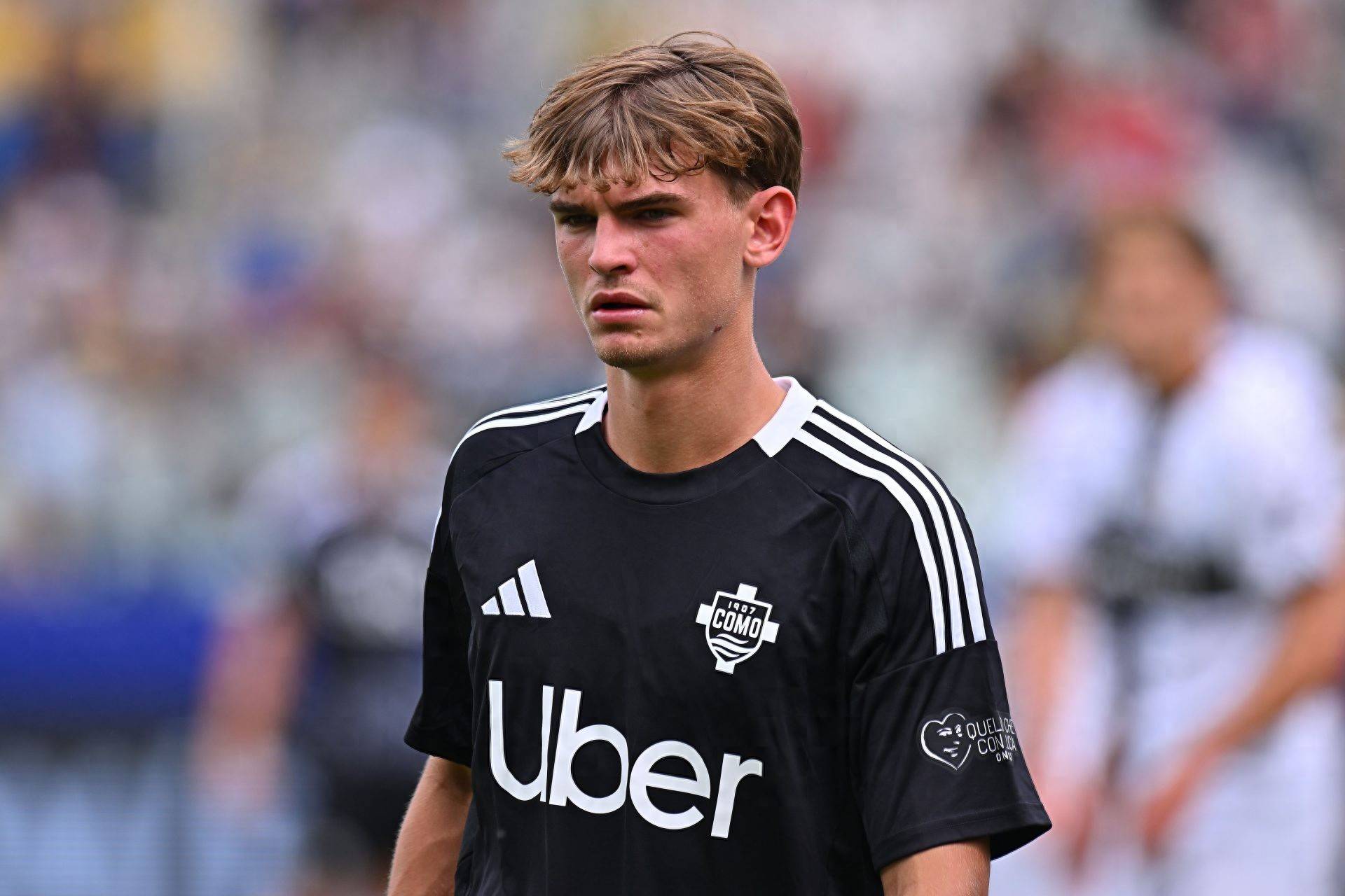 个赛季的冠 个赛季的冠