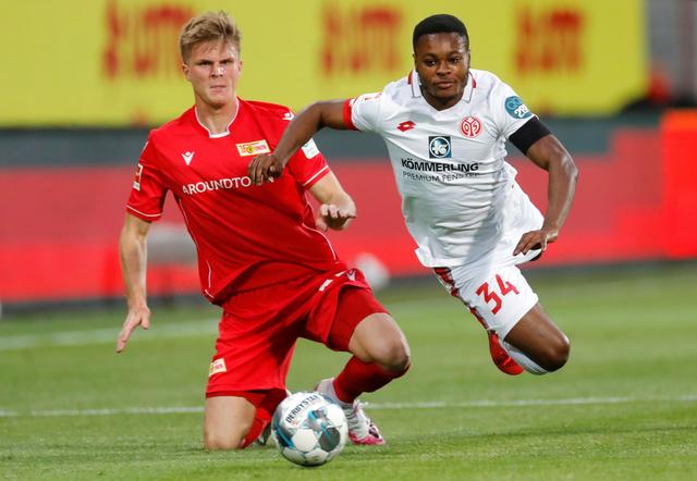 阶段在主场 阶段在主场